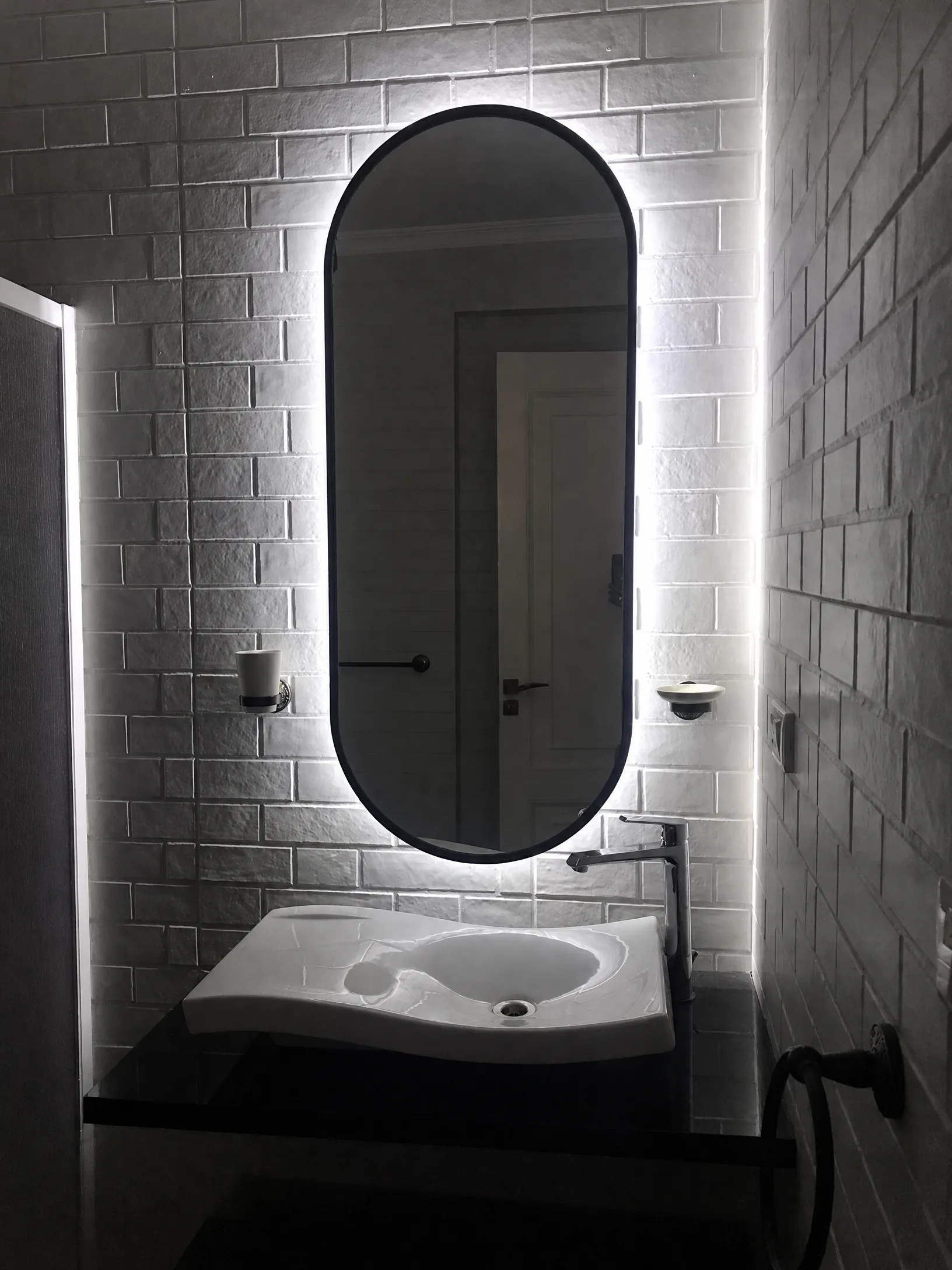 مشروع حقيقي لمرآة مضيئة LED — هومى للديكور